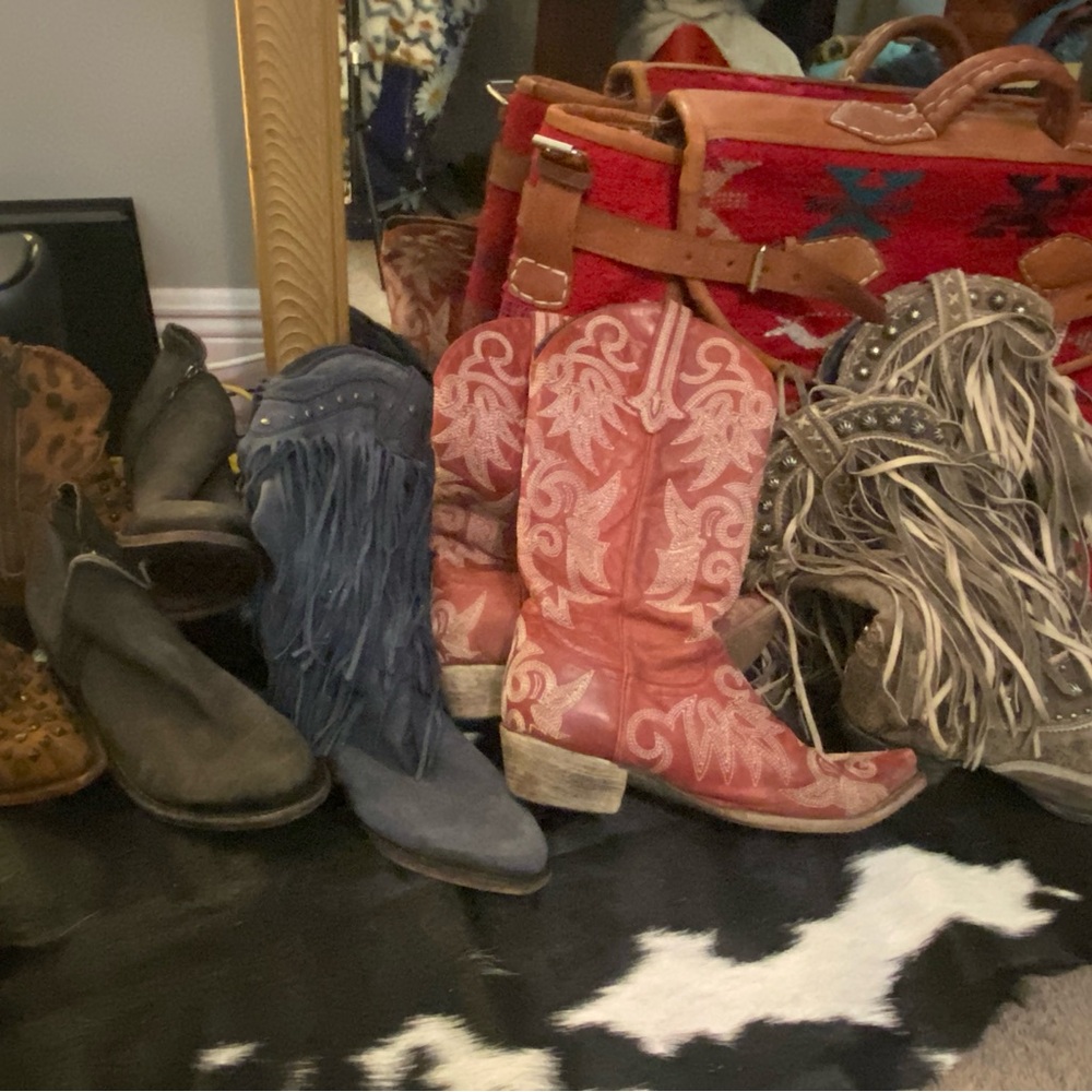Yall come on in!! Sister McGuire has something FABULOUS just for YOU! - Picture 12 of 16